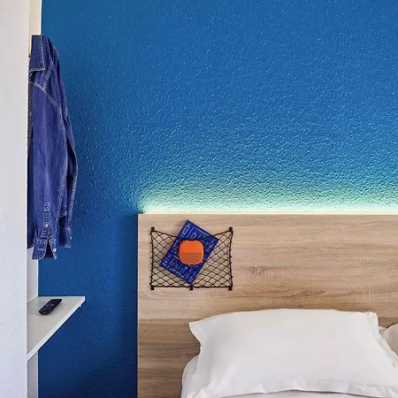 Hotel Hotelf1 Paris