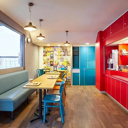 Hotel Hotelf1 Paris
